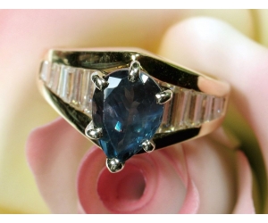Vintage Jewelry Showcase